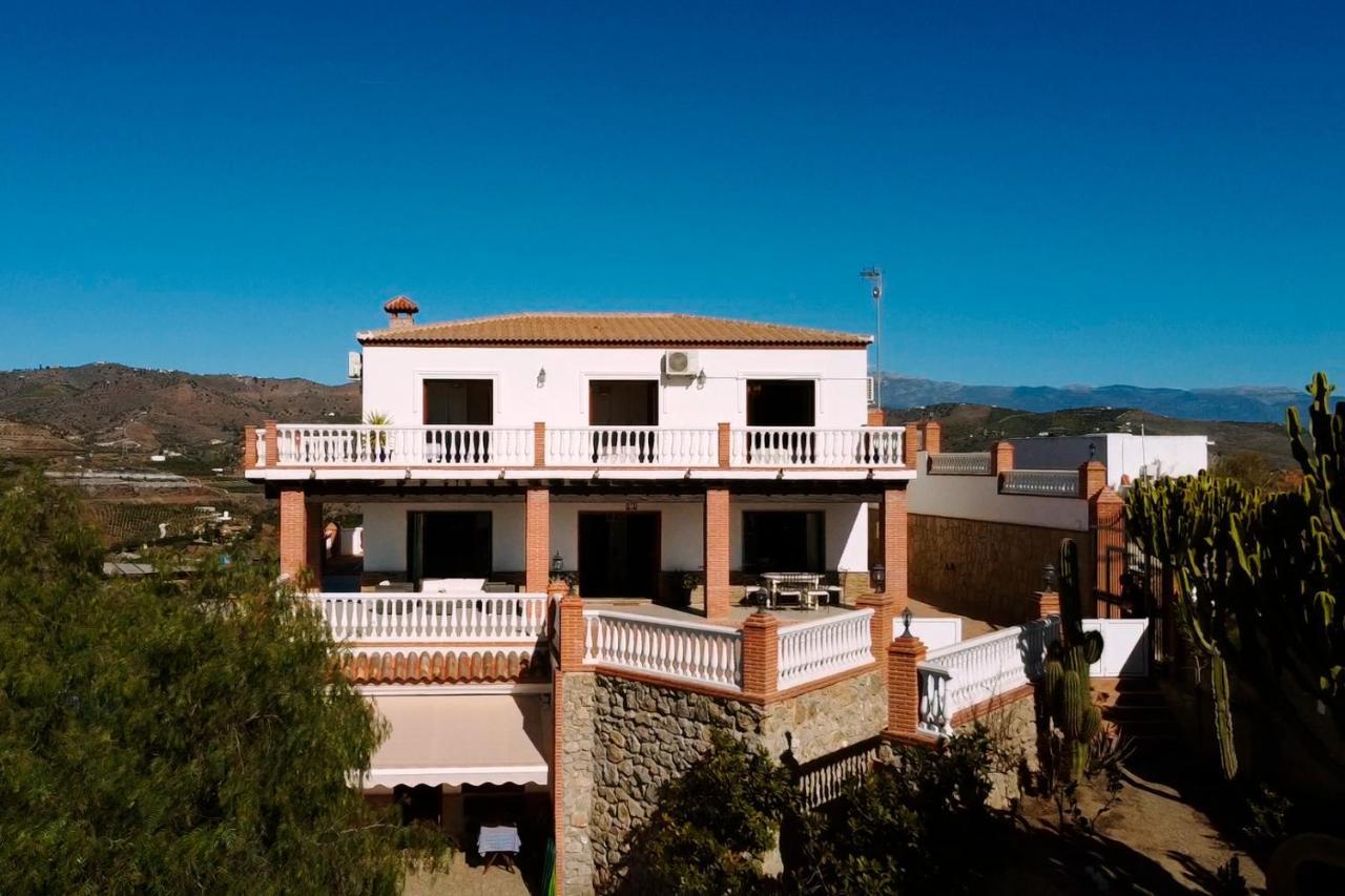 Villa El Palomar Azul With Pool And Sea View Бенахарафе Екстериор снимка